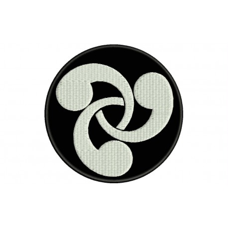 Parche Bordado TRISKEL (Bordado BLANCO / Fondo NEGRO)